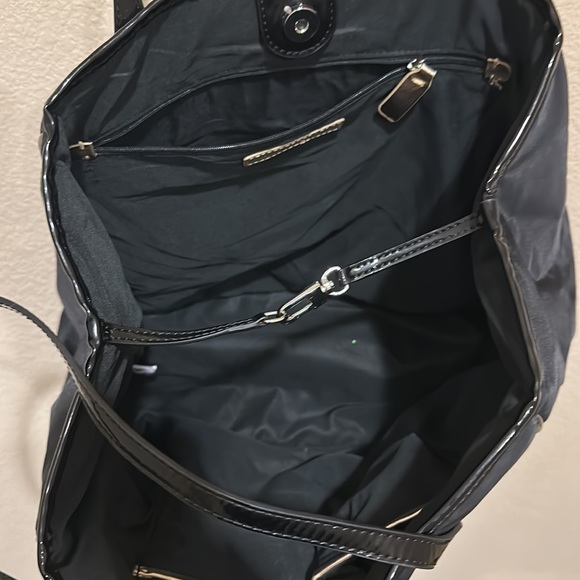 Like brand new black shoulder bag with multiple pockets from Banana Republic. - Picture 3 of 5